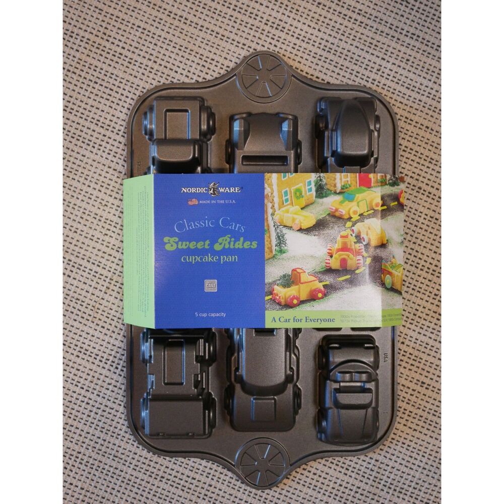 Nordic Ware Sweet Rides Classic Cars Cupcake Pan Cast Aluminum USA